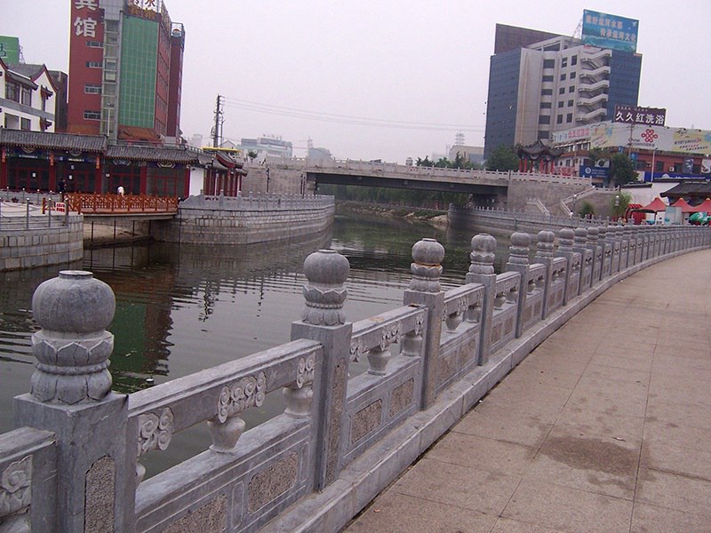 城市护城河河道石栏杆